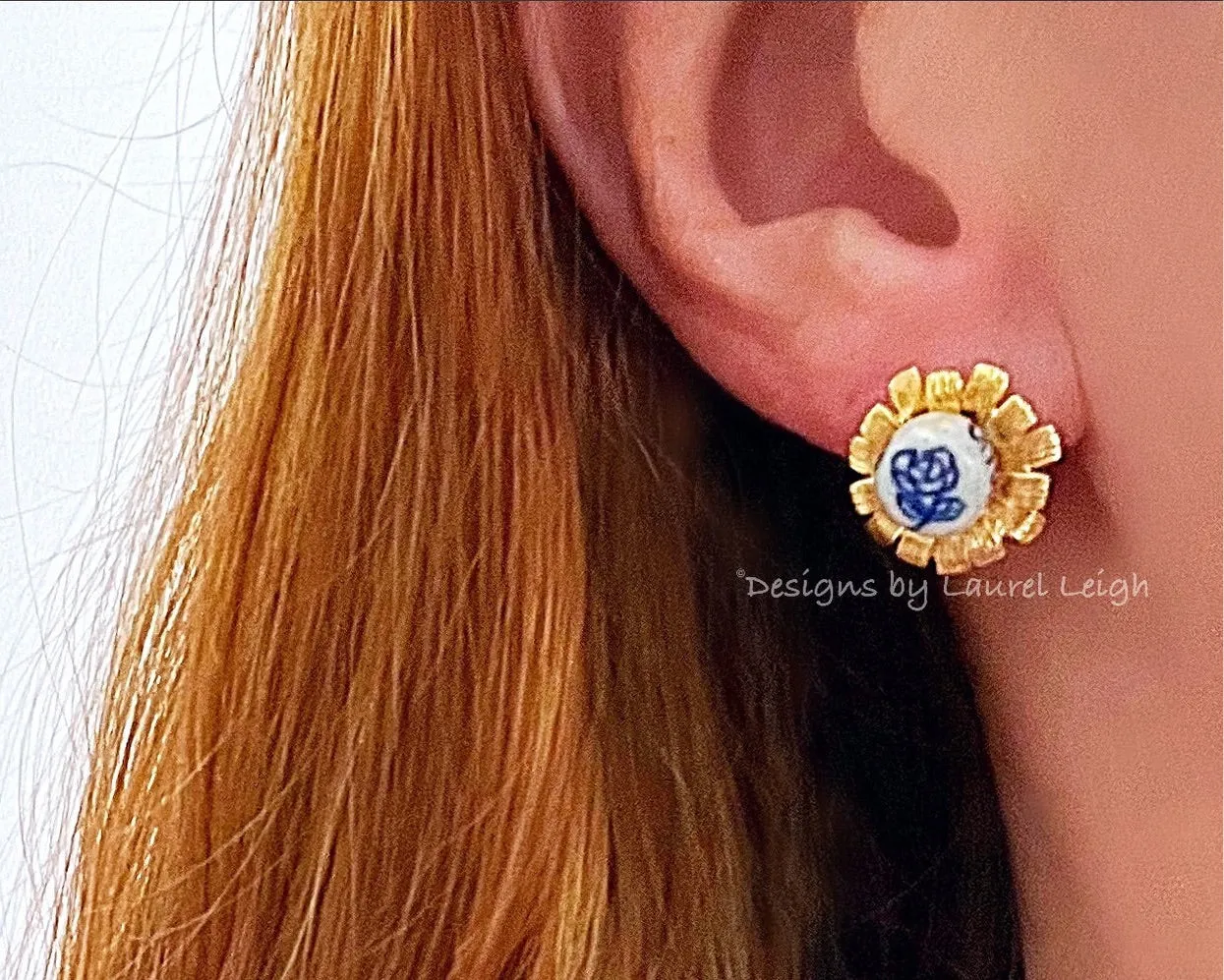 Chinoiserie Petite Fleur Gold Studs