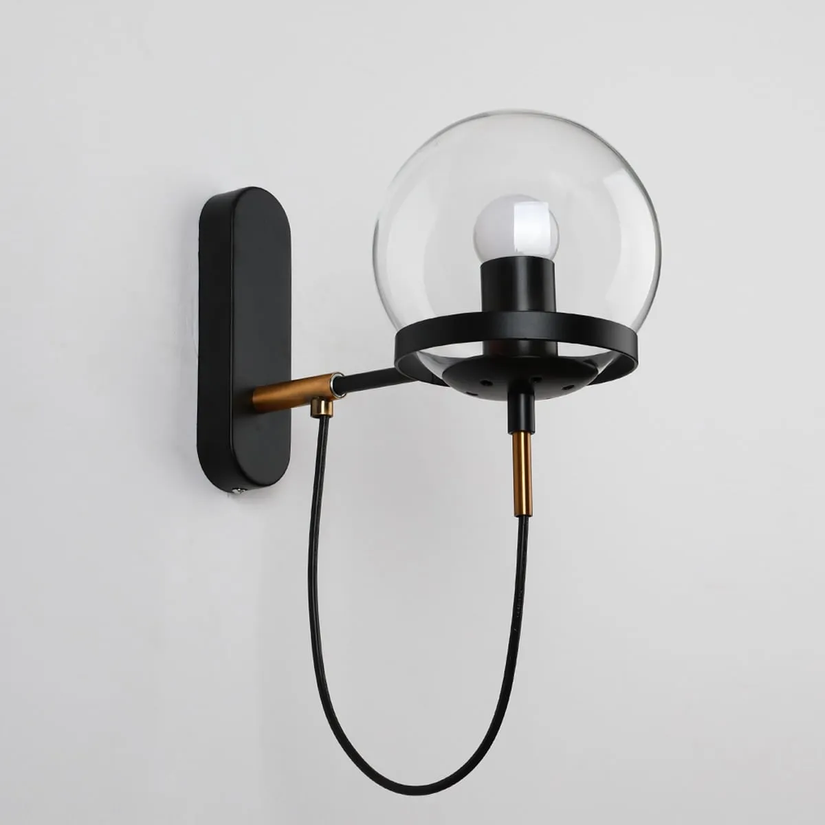 PLEN Wall Light